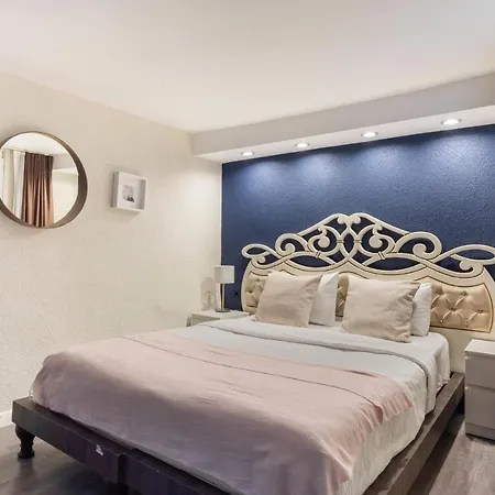 Refreshing Duplex Flat With Jacuzzi In Sisli Lägenhet *